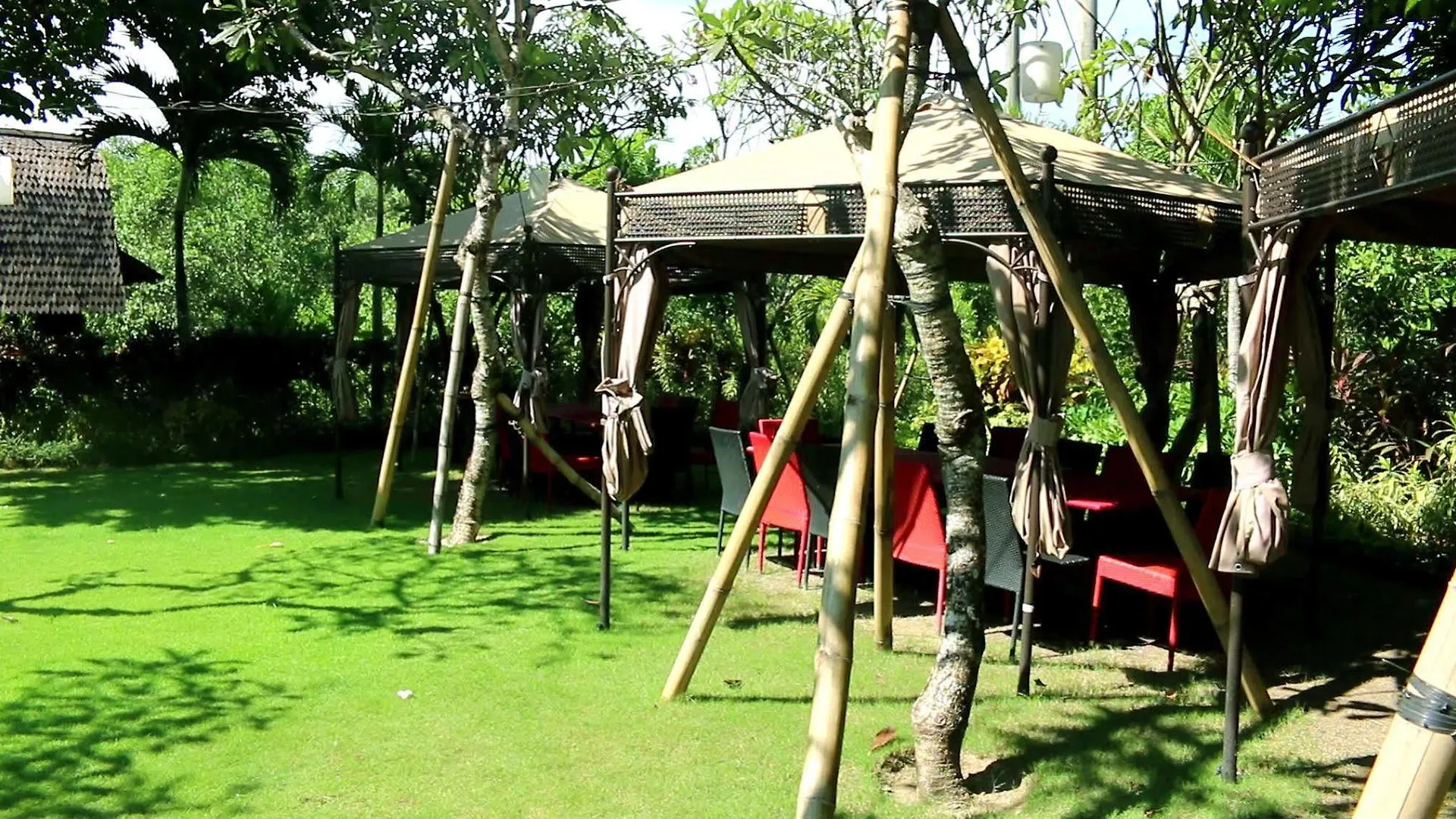 Bali Le'Mare Hotel Jimbaran  3*, Jimbaran (Bali) Indonesia